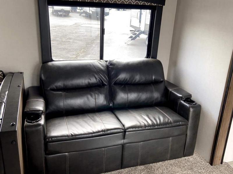 21 Prime Time Avenger 32bhs Colton Rv In Ny Buffalo Rochester And Syracuse Ny Rv Dealer Fifth Wheel Campers And Class A Motorhomes For Sale In Ny