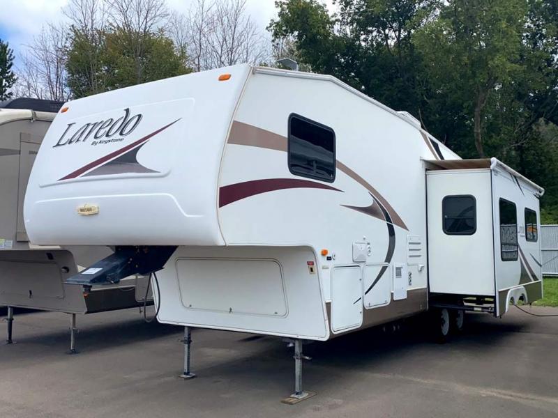 2005 Keystone RV LAREDO 29RL 2005 Keystone RV LAREDO 29RL