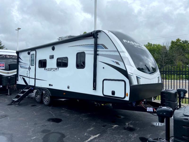 2022 Keystone RV PASSPORT 2400RB 2022 Keystone RV PASSPORT 2400RB