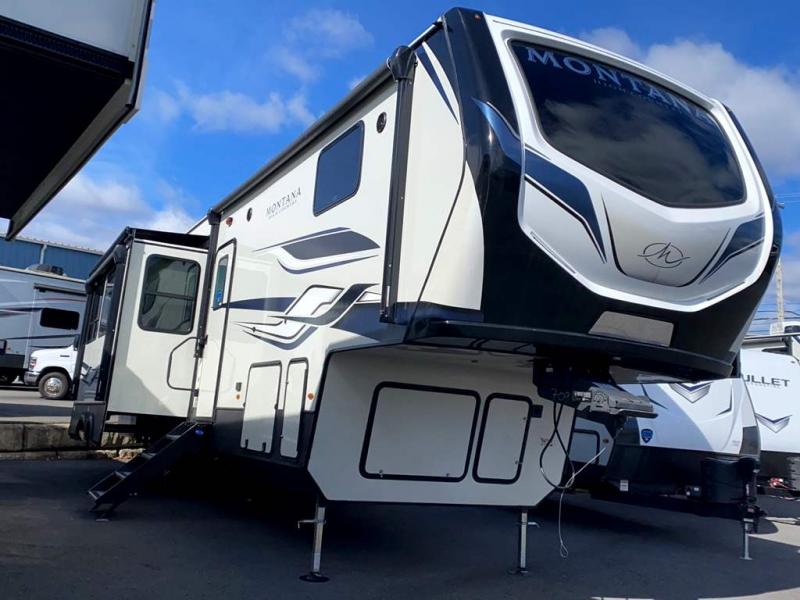 2022 Keystone RV MONTANA HIGH COUNTRY 335BH 2022 Keystone RV MONTANA HIGH COUNTRY 335BH