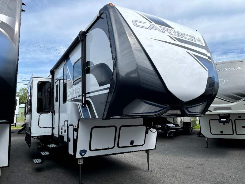 2022 Keystone RV CARBON 348 2022 Keystone RV CARBON 348