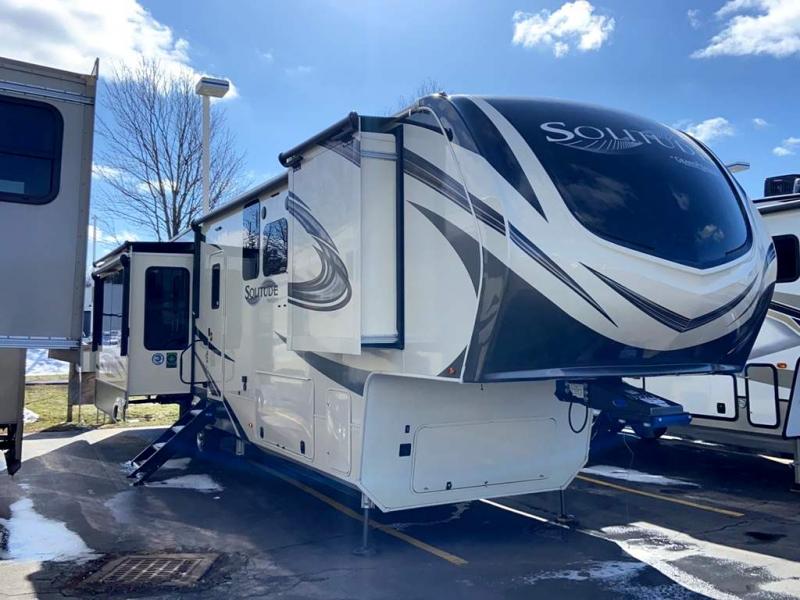 2020 Grand Design RV SOLITUDE 373FB 2020 Grand Design RV SOLITUDE 373FB