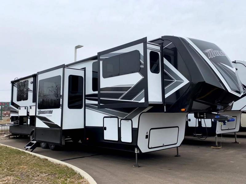 2020 Grand Design RV MOMENTUM 376THS 2020 Grand Design RV MOMENTUM 376THS