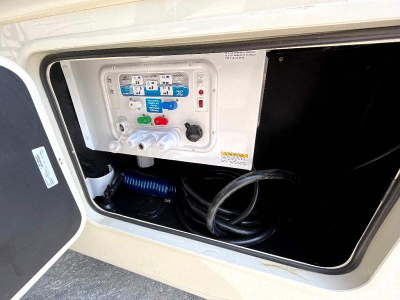 new Camper / RV Entegra Coach Vision for sale, in Wind Gap, PA Thumbnail 25