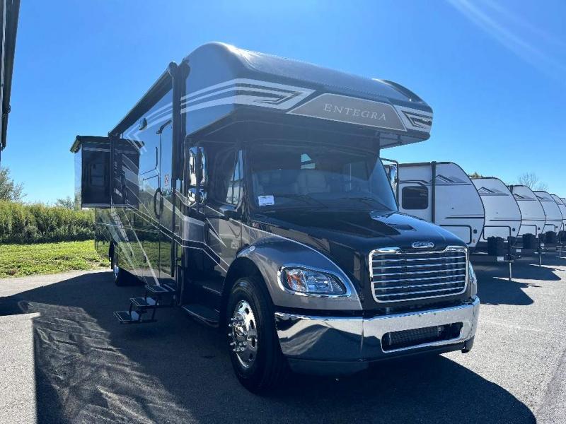 2023 Entegra Coach ACCOLADE 37K 2023 Entegra Coach ACCOLADE 37K
