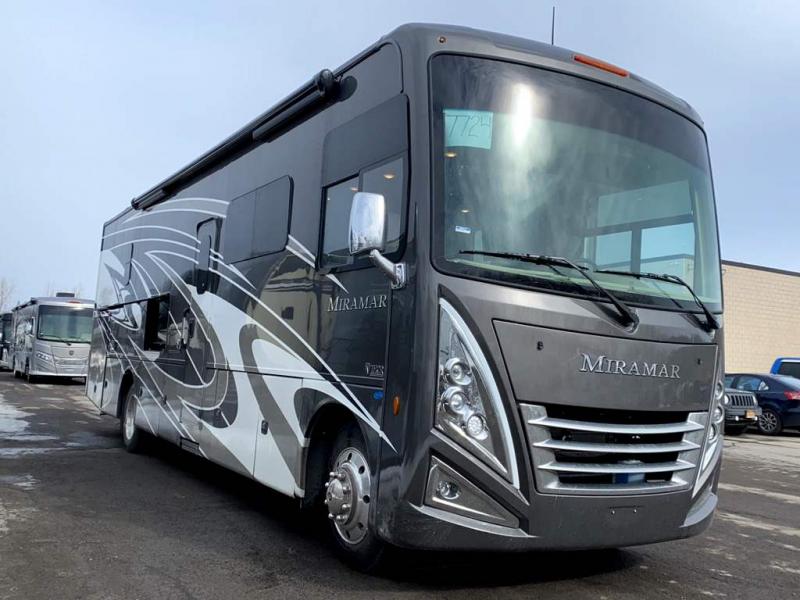 2022 Thor Motor Coach MIRAMAR 34.6 2022 Thor Motor Coach MIRAMAR 34.6