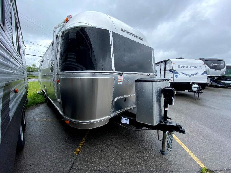 2021 Airstream FLYING CLOUD 27FB 2021 Airstream FLYING CLOUD 27FB