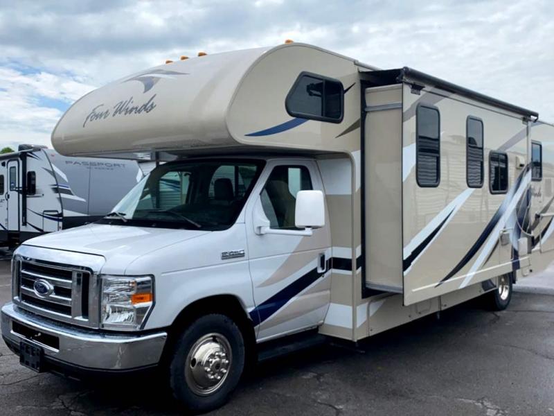 2017 Thor Motor Coach FOUR WINDS 28Z 2017 Thor Motor Coach FOUR WINDS 28Z
