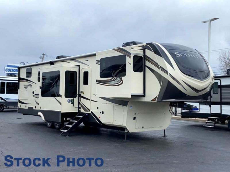 2022 Grand Design RV SOLITUDE 380FL 2022 Grand Design RV SOLITUDE 380FL