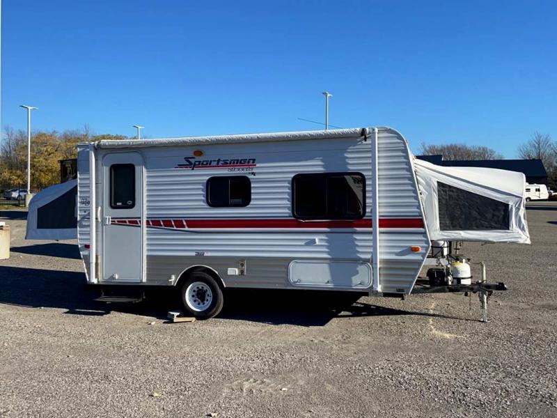 2012 Kz SPORTSMEN CLASSIC 18RBT 2012 Kz SPORTSMEN CLASSIC 18RBT