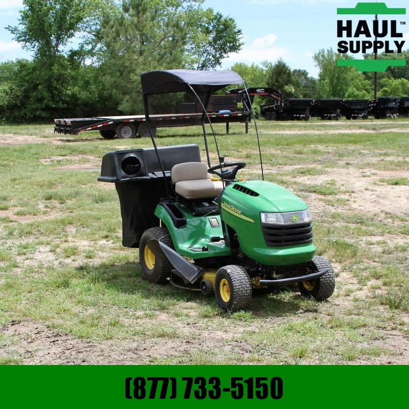 John Deere L111A LAWN TRACTOR John Deere L111A LAWN TRACTOR