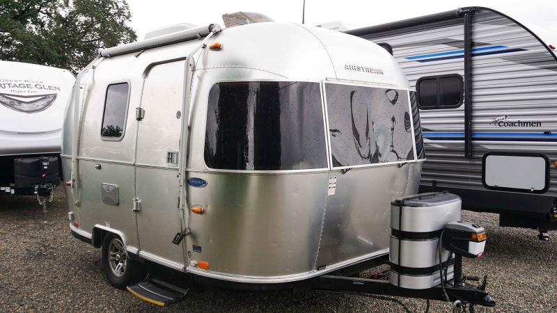2011 Airstream Bambi 16 - Guaranty RV Trailer and Van Center - T40375A 2011 Airstream Bambi 16 - Guaranty RV Trailer and Van Center - T40375A