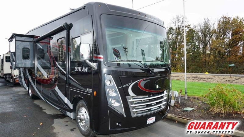 2019 Thor Motor Coach Outlaw 37RB - Guaranty RV Motorized - M40078 2019 Thor Motor Coach Outlaw 37RB - Guaranty RV Motorized - M40078