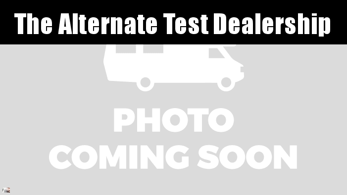 2002 Safari Trek 2430 - Pre-Auction Specials - WPM42218 2002 Safari Trek 2430 - Pre-Auction Specials - WPM42218