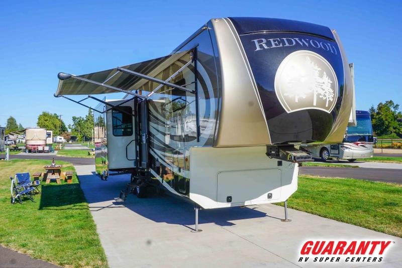 2014 Crossroads Redwood 36RL - Guaranty RV Fifth Wheels - PT3932 2014 Crossroads Redwood 36RL - Guaranty RV Fifth Wheels - PT3932