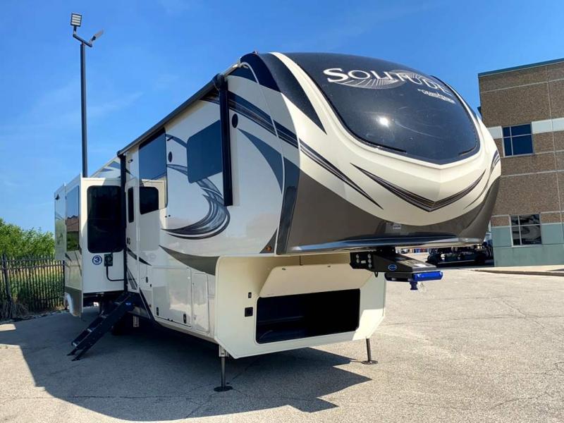 2021 Grand Design Solitude 390RK - Sturtevant, WI - 14182 - Burlington RV Superstore 2021 Grand Design Solitude 390RK - Sturtevant, WI - 14182 - Burlington RV Superstore