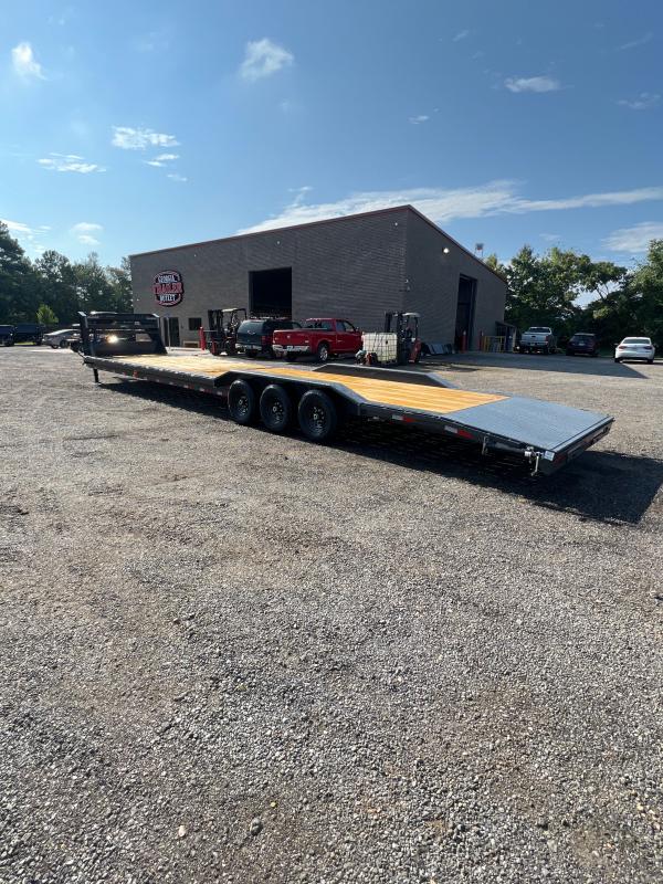 New 2023 Lamar 8.5ft x 40ft 21k Triple Axle Gooseneck Car/Equipment
