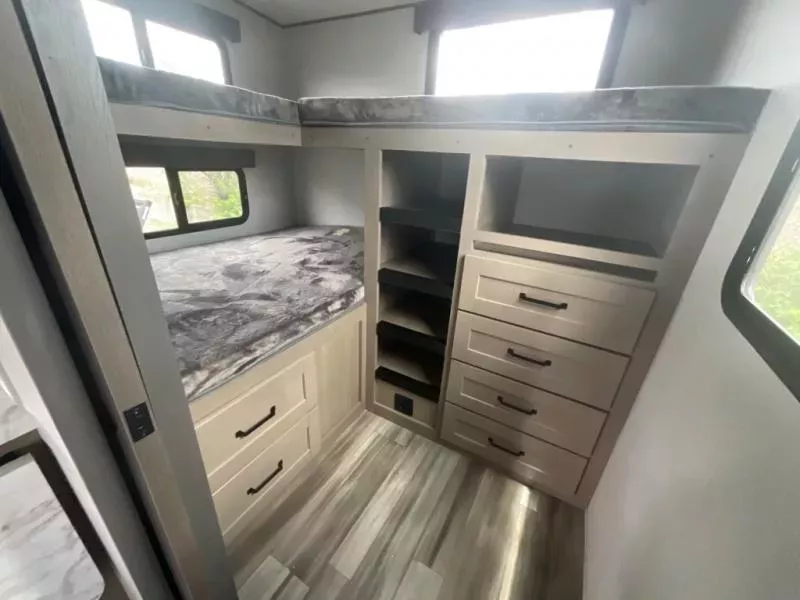 new Fifth Wheel Trailers Grand Design RV Reflection 150 Series for sale, in Laredo, TX Thumbnail 37