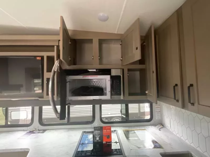 new Fifth Wheel Trailers Grand Design RV Reflection 150 Series for sale, in Laredo, TX Thumbnail 32