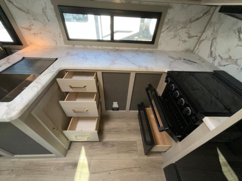 new Travel Trailers Forest River Wildwood Heritage Glen Hyper-Lyte for sale, in Laredo, TX Thumbnail 35
