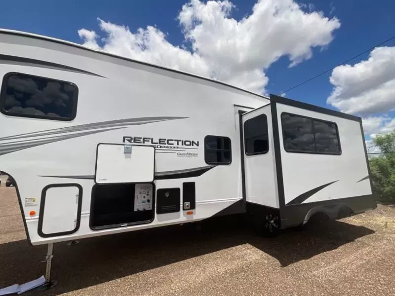 new Fifth Wheel Trailers Grand Design RV Reflection 150 Series for sale, in Laredo, TX Thumbnail 11