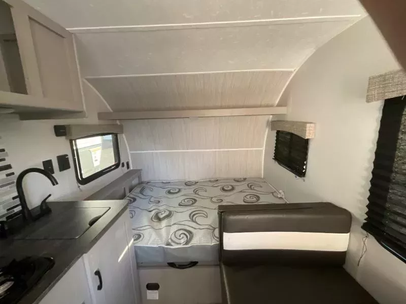 used Travel Trailers Viking RV Saga for sale, in Laredo, TX Thumbnail 8