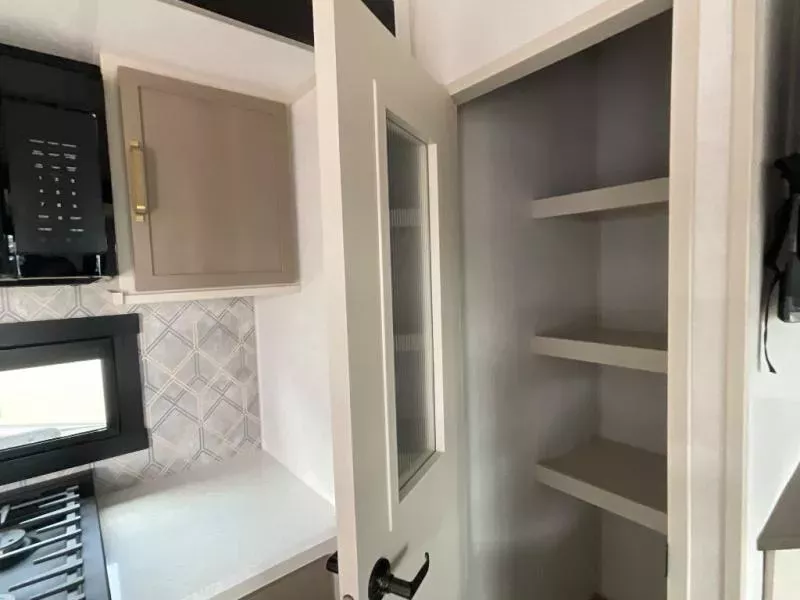 new Fifth Wheel Trailers Forest River Wildwood Heritage Glen for sale, in Laredo, TX Thumbnail 23