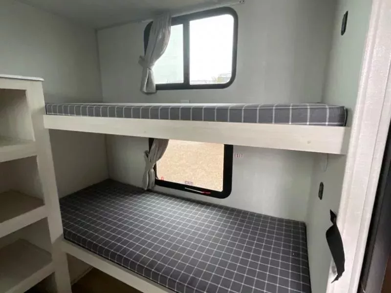 new Travel Trailers Forest River Surveyor Legend X for sale, in Laredo, TX Thumbnail 29