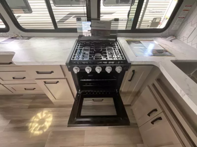 new Fifth Wheel Trailers Grand Design RV Reflection 150 Series for sale, in Laredo, TX Thumbnail 29