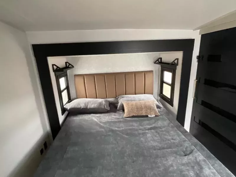 new Fifth Wheel Trailers Forest River Wildwood Heritage Glen for sale, in Laredo, TX Thumbnail 33