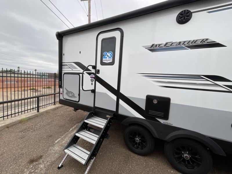 new Travel Trailers Jayco Jay Feather for sale, in Laredo, TX Thumbnail 16