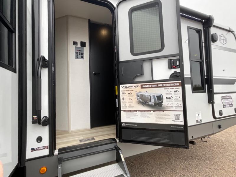 new Travel Trailers Forest River Wildwood Heritage Glen for sale, in Laredo, TX Thumbnail 5