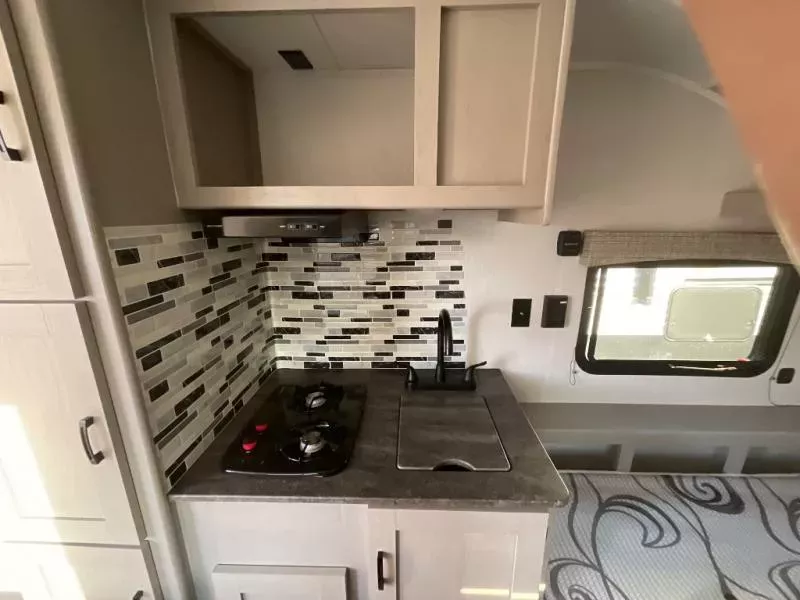 used Travel Trailers Viking RV Saga for sale, in Laredo, TX Thumbnail 12