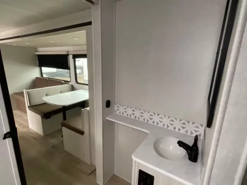new Travel Trailers Forest River Surveyor Legend X for sale, in Laredo, TX Thumbnail 22