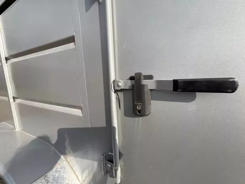 used Stock / Stock Combo Trailers Delco Trailers DELCO TRAILERS for sale, in Laredo, TX Thumbnail 12