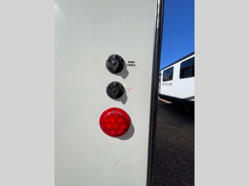 new Travel Trailers Forest River Wildwood Heritage Glen Hyper-Lyte for sale, in Laredo, TX Thumbnail 9