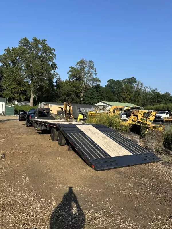 used Equipment / Flatbed Trailers Diamond C Trailers  for sale, in Belmar, NJ Thumbnail 6