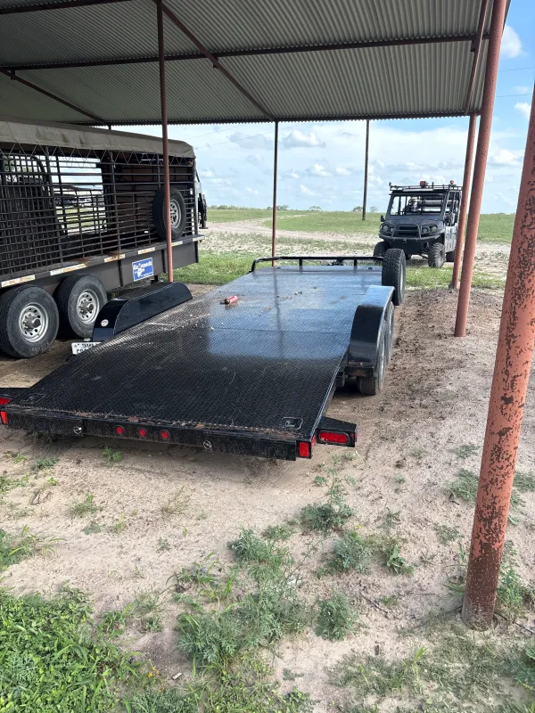 used Car Haulers / Racing Trailers Big Tex Trailers  for sale, in Kenedy, TX Thumbnail 2