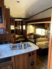 used Fifth Wheel Trailers Thor Industries Jayco for sale, in Gilroy, CA Thumbnail 2