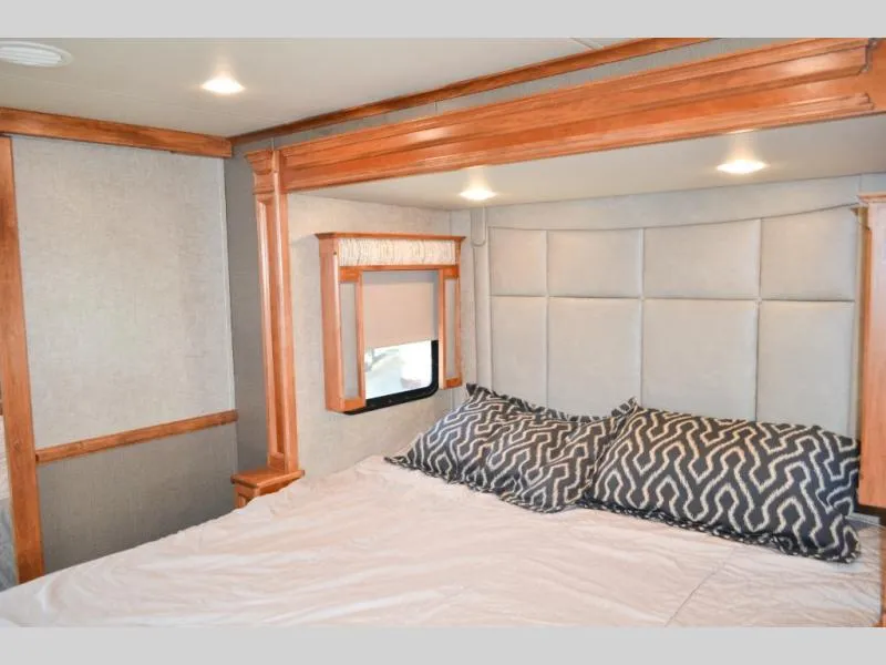 used Travel Trailers Vanleigh RV Vilano for sale, in Titusville, FL Thumbnail 21