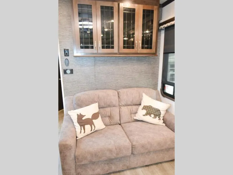 used Park Models Forest River Cedar Creek Cottage for sale, in Titusville, FL Thumbnail 6