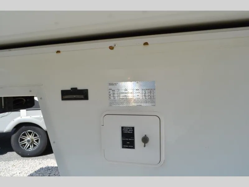 used Fifth Wheel Trailers Carriage Inc. Cameo for sale, in Titusville, FL Thumbnail 34