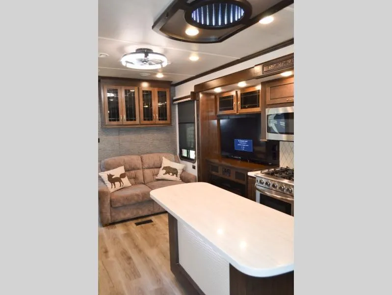 used Park Models Forest River Cedar Creek Cottage for sale, in Titusville, FL Thumbnail 18