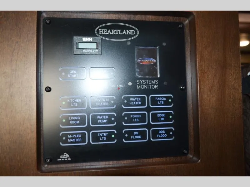 used Fifth Wheel Trailers Heartland RV Landmark 365 for sale, in Titusville, FL Thumbnail 19