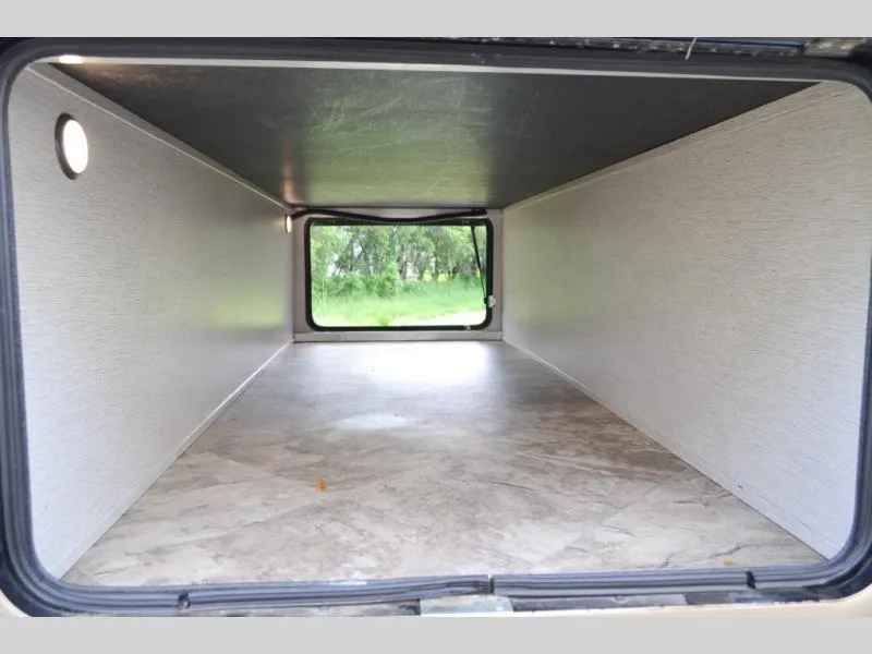 used Fifth Wheel Trailers Heartland RV Landmark 365 for sale, in Titusville, FL Thumbnail 31