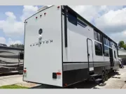 used Travel Trailers CrossRoads RV Hampton for sale, in Titusville, FL Thumbnail 4