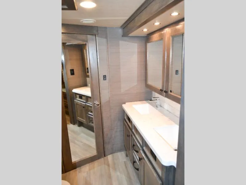 used Travel Trailers Vanleigh RV Beacon for sale, in Titusville, FL Thumbnail 26