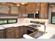 used Travel Trailers Vanleigh RV Beacon for sale, in Titusville, FL Thumbnail 8