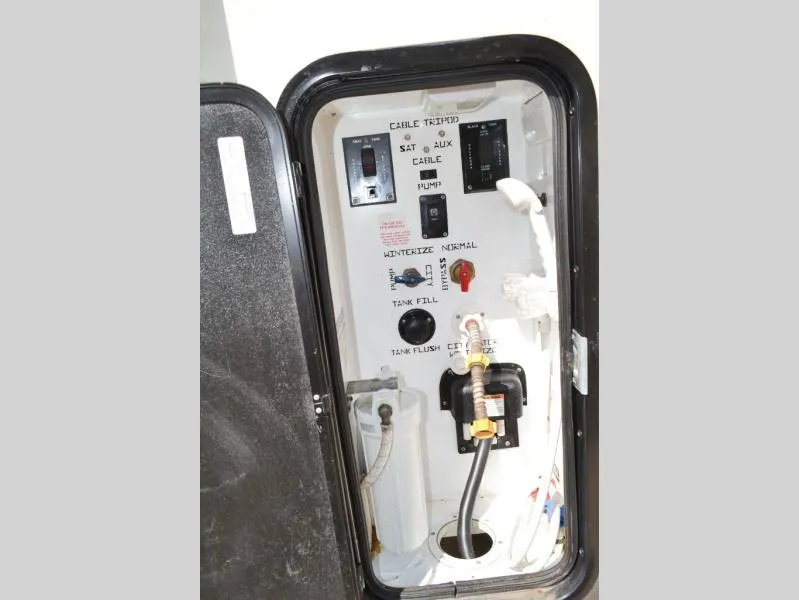 used Fifth Wheel Trailers Vanleigh RV Vilano for sale, in Titusville, FL Thumbnail 28