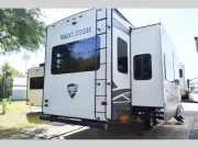 used Travel Trailers Vanleigh RV Vilano for sale, in Titusville, FL Thumbnail 4